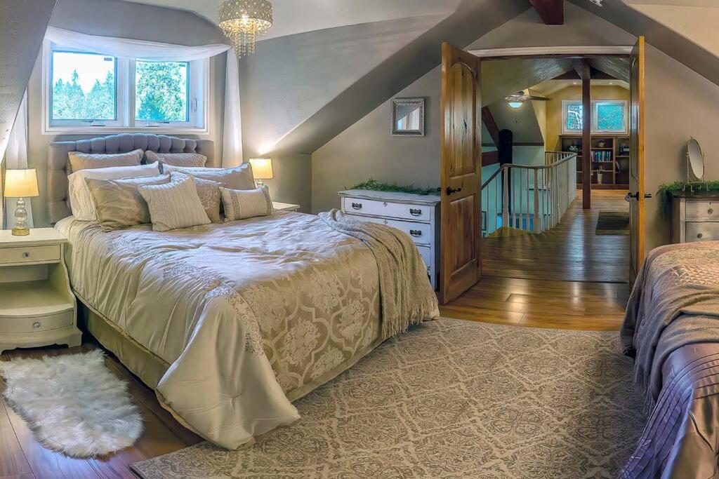 فيلا European Style Straw Bale Retreat أشلاند المظهر الخارجي الصورة