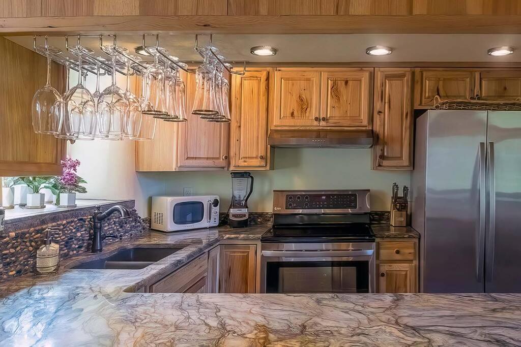 فيلا European Style Straw Bale Retreat أشلاند المظهر الخارجي الصورة