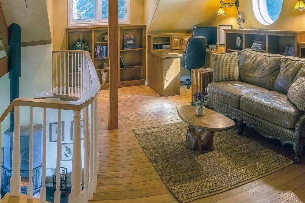 فيلا European Style Straw Bale Retreat أشلاند المظهر الخارجي الصورة